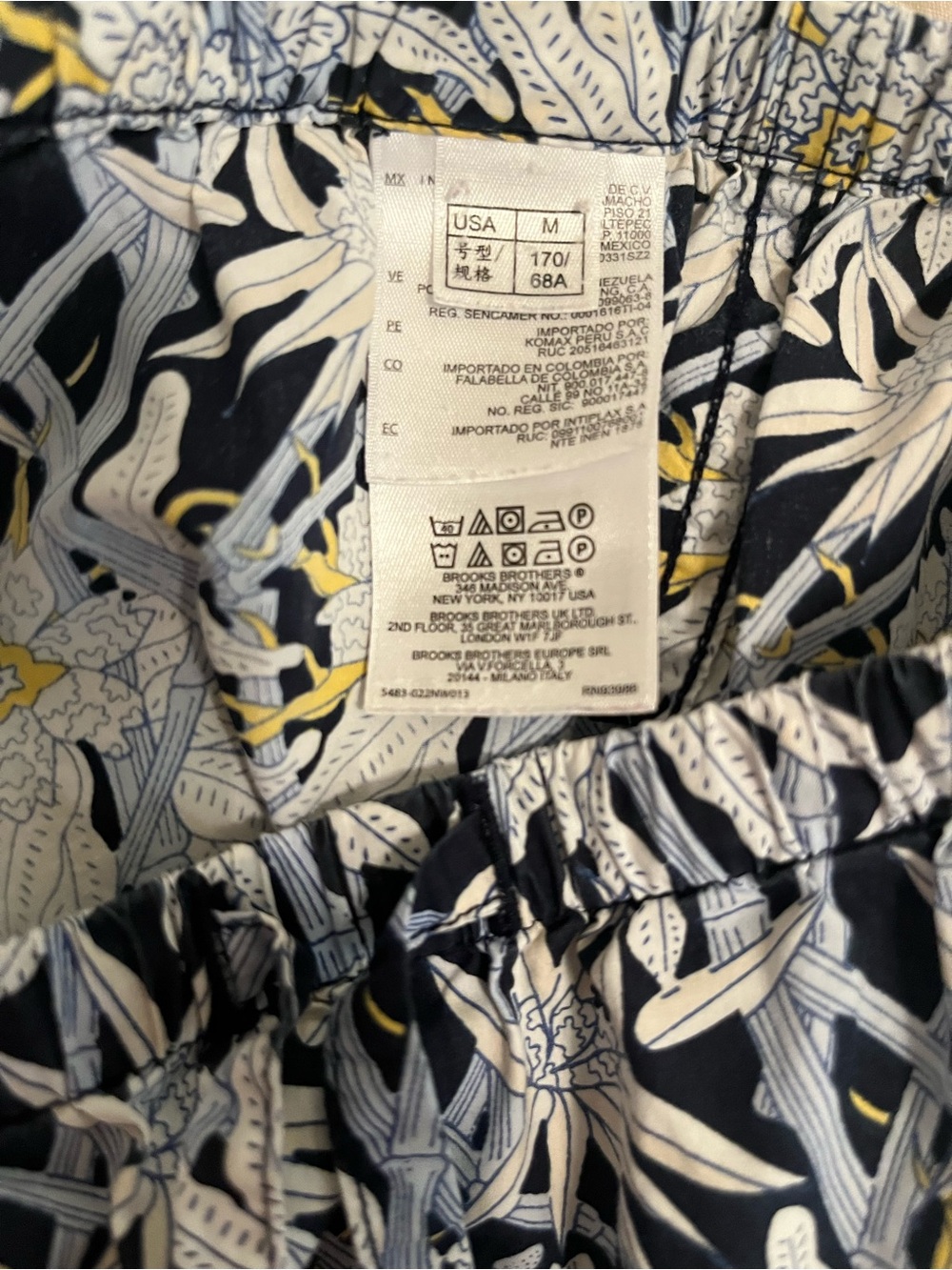 Brooks Brothers Floral Botanical Pajama Set Navy Blue Yellow M - Picture 16 of 16